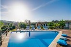 es Mal Pas Holiday Home Sleeps 6 with Pool and Air Con