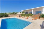 Binibequer Vell Villa Sleeps 6 with Pool Air Con and WiFi