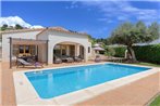 San Jaime Mediterraneo Villa Sleeps 7 with Pool Air Con and WiFi