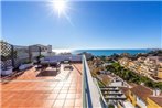 Lovely Penthouse with sea views