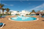 HomeforGuest Apartamento con terraza y piscina en Corralejo