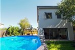 Villa Peralta Girona City w above ground Pool