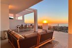 Bayview -Superb Luxurious Sea View Penthouse with private hot tub by Solrentspain