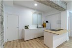 Flatguest Urban Loft - Central - Modern - FastWiFi