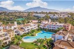 Beautiful apartment in Estepona with 2 Bedrooms