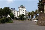 Etoile Hotel