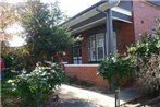 Executive Cottages Albury