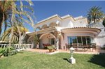 Five-Bedroom Holiday home Calahonda with Sea View 06