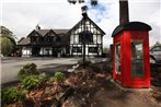 The Fox and Hounds Historic Hotel