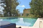 Charming Villa in Lauris South of France with Private Pool