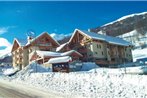 Skissim Select - Residence Les Chalets du Galibier 4*by Travelski