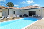 Ferienhaus mit Pool Messanges 180S