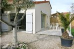 Holiday Home Les Oliviers (TSH111)