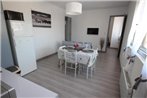 Appartement proche commerces a` 400 m de la plage 1 chambre 5 couchages LXRH5