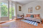 Un jardin a` Aix Furnished flat