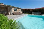 Magnifique bergerie avec piscine chauffee surplombant la baie de Santa Giulia
