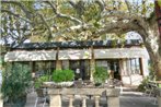 Logis ho^tel restaurant de Provence