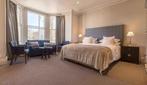 The George Hotel