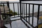 Apartment with sea view 37