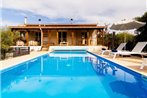 Beautiful Villa near Sea in Epano Sisi