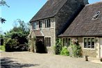 Great Ashley Farm Bed & Breakfast with Shepherds Huts