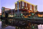 Hampton Inn & Suites Greenville-Downtown-Riverplace