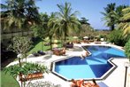 Hibiscus Beach Hotel & Villas