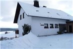 Cozy Aparment with Garden near Ski Area in Dudinghausen