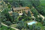 Rustic Farmhouse in Todi with Swimming Pool