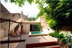 Beautiful Holiday Home in Cazouls-d'Herault with Pool