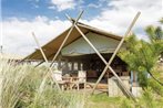Comfy Tent Lodge In Callantsoog with Garden