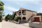 Holiday home Okrug Gornji 51