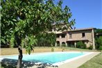 Cozy Farmhouse in Montepulciano with Swimming Pool