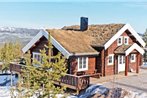 Holiday home Solhyllan, Stoten Salen