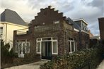 Holiday Home Van Den Elshout