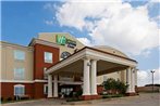 Holiday Inn Express and Suites Snyder