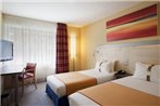 Holiday Inn Express Paris-Canal De La Villette