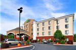 Holiday Inn Express & Suites Roanoke Rapids