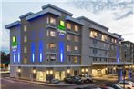 Holiday Inn Express & Suites Victoria-Colwood