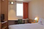 ibis Lyon Est Bron