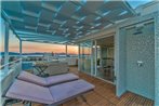 Sunset Penthouse Apartment with Jacuzzi and Seaview