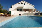 Holiday Home Vila Beatrix