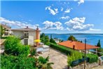 Apartment in Crikvenica 13715