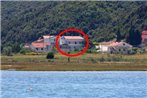 Apartments with a parking space Supetarska Draga - Donja