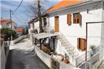 Holiday house with WiFi Okrug Gornji