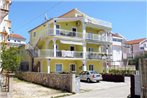 Apartments with a parking space Vodice - 6233