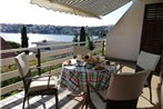 Apartments by the sea Mavarstica