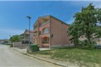 Apartment Kristijan with Balcony