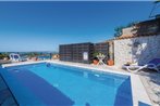 Stunning apartment in Sibenik w/ Outdoor swimming pool