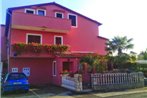 Apartment in Vrvari with balcony